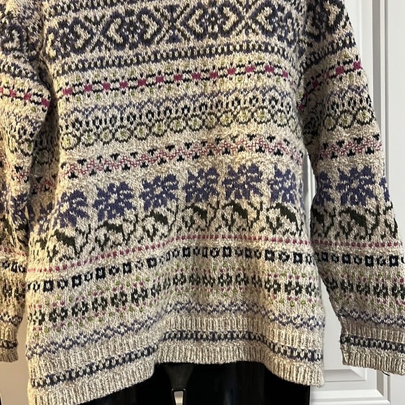 Northern reflection vintage wool knit cardigan 😍🌈 - Picture 8 of 13